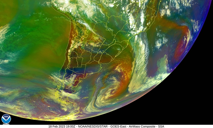 Imagem do satélite GOES, processada no QGIS