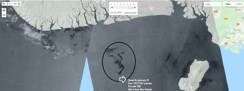 Mancha de óleo no Golfo da Guiné, do dia 13 de julho de 2013. Fonte: Lapis.