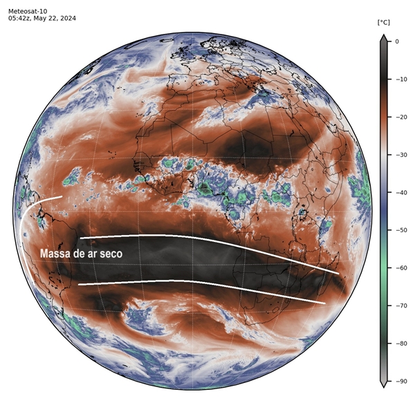 Massa de ar quente e seco a partir de imagens de satélites_QGIS
